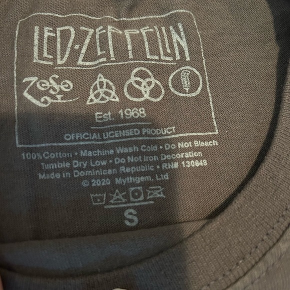 LED ZEPPELIN CROPPED T-SHIRT - Picture 4 of 5